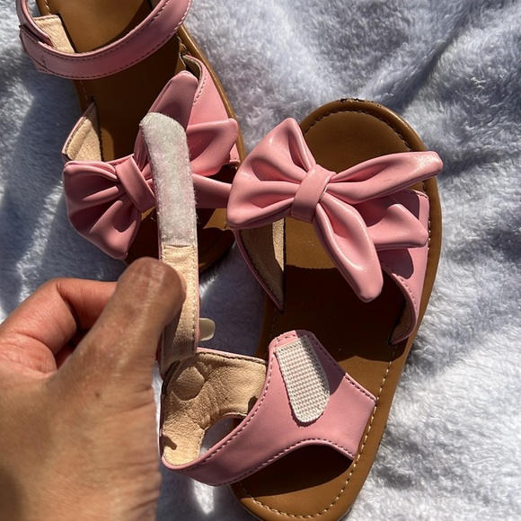 Open Toe Bow Decor Kids Sandals - Picture 2 of 6